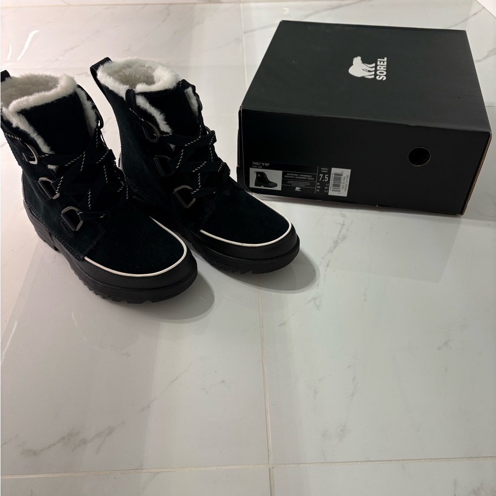 Sorel Tivoli Black Suede Boots with White Accents